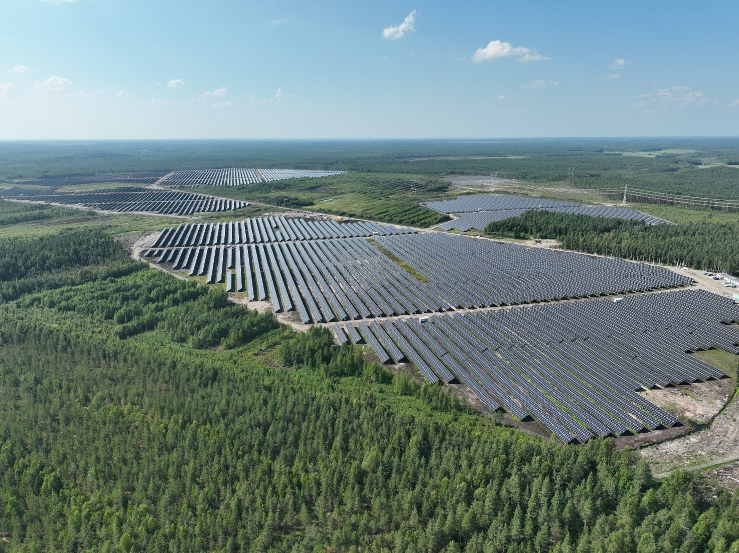 Nopeat PPA-ratkaisut suurille sähkönkäyttäjille – toiminnassa tai kehitteillä olevista aurinkovoimaloista